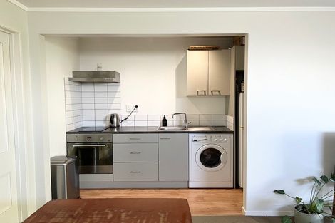 Photo of property in 12b Beaconsfield Street, Devonport, Auckland, 0624