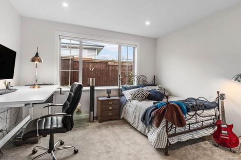 Photo of property in 18 Gumdigger Rise, Silverdale, 0932