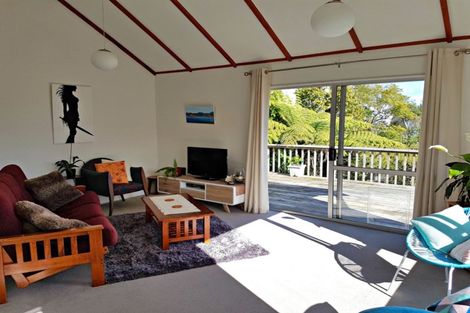 Photo of property in 2/43 Brigantine Drive, Beach Haven, Auckland, 0626