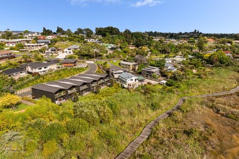 Photo of property in 3 Blenheim Place, Judea, 3110