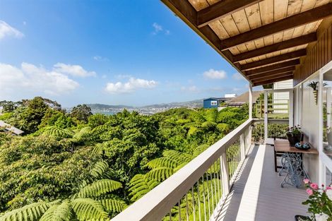 Photo of property in 14 Tensing Place, Khandallah, Wellington, 6035