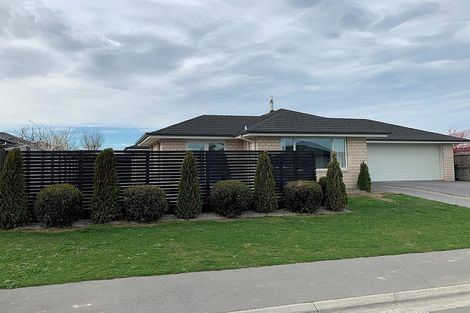 Photo of property in 44 Cairnbrae Drive, Prebbleton, 7604