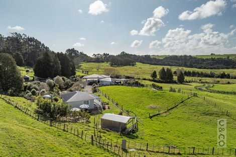 Photo of property in 93 Alf Access Road, Helensville, 0875