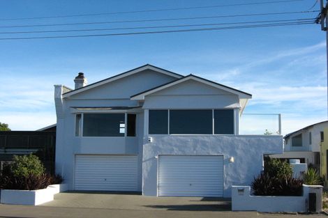 Photo of property in 192 Marine Parade, New Brighton, Christchurch, 8083