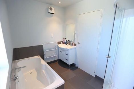 Photo of property in 58a Wainui Street, Riccarton, Christchurch, 8041