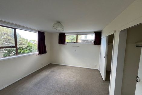 Photo of property in 109 Akaroa Drive, Maupuia, Wellington, 6022