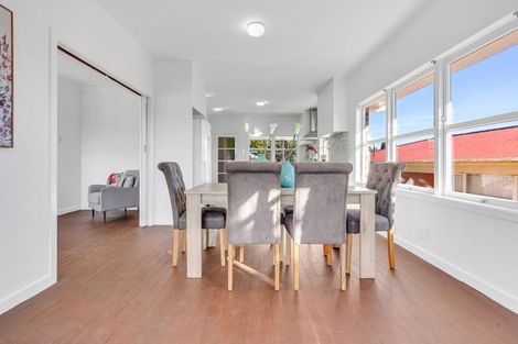 Photo of property in 40 Shirley Avenue, Papakura, 2110