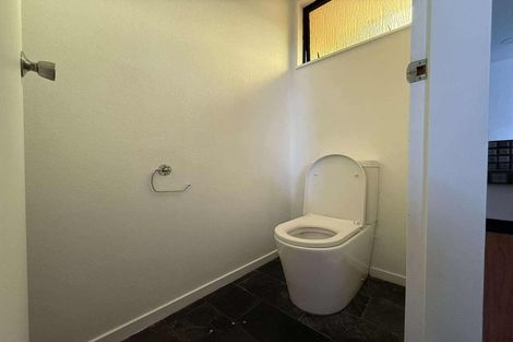 Photo of property in 27 Rembrandt Avenue, Tawa, Wellington, 5028