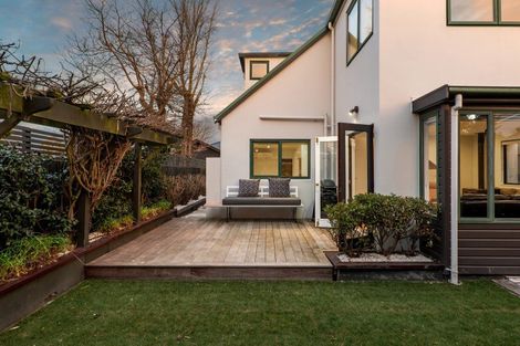 Photo of property in 114 Knowles Street, St Albans, Christchurch, 8052