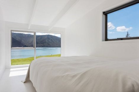 Photo of property in 4 Cook Street, Havelock, 7100