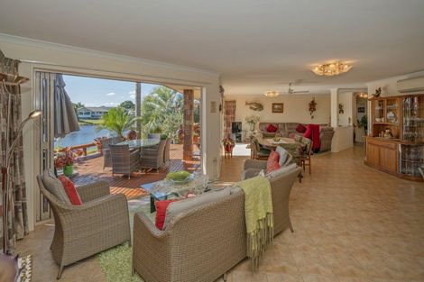 Photo of property in 38 Motukorure Parade, Cooks Beach, Whitianga, 3591