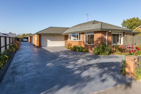 Photo of property in 1/4 Daniels Road, Redwood, Christchurch, 8051