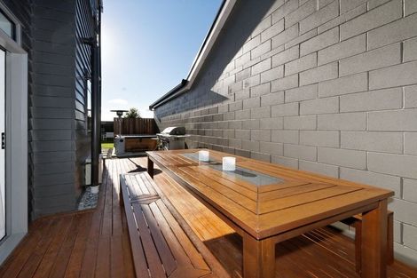 Photo of property in 14 Teal Way, Hobsonville, Auckland, 0616