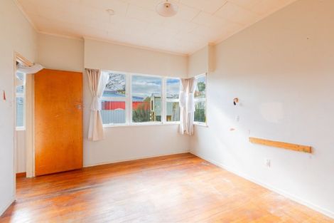 Photo of property in 19 Rochfort Street, Otane, 4202