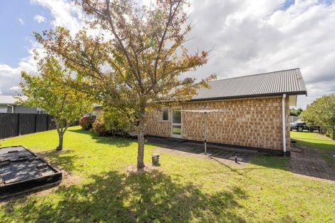 Photo of property in 58 Whitby Avenue, Whitianga, 3510