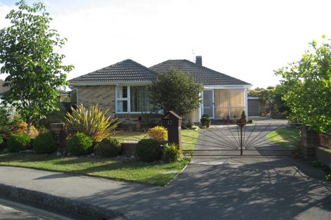 Photo of property in 12 Boys Place, Shirley, Christchurch, 8013