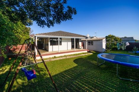 Photo of property in 57 Geraldine Crescent, Cloverlea, Palmerston North, 4412