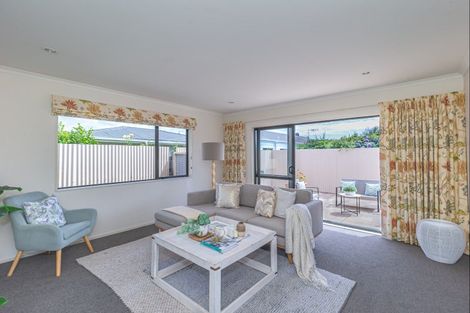 Photo of property in 61a Salisbury Street, Levin, 5510