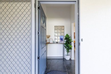 Photo of property in 69 Carlyle Street, Leamington, Cambridge, 3432