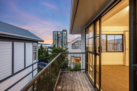 Photo of property in 16g Hobson Street, Thorndon, Wellington, 6011