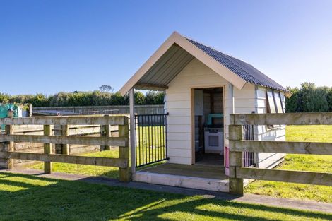 Photo of property in 270 Turangi Road, Tikorangi, Waitara, 4383