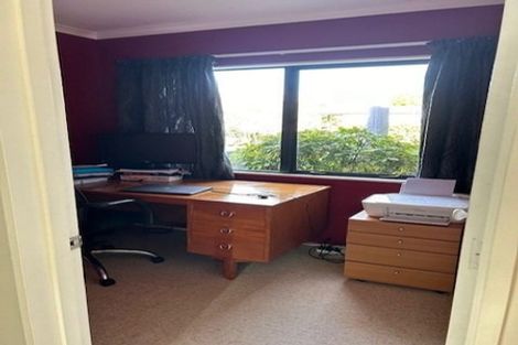 Photo of property in 4 Padstow Place, Camborne, Porirua, 5026