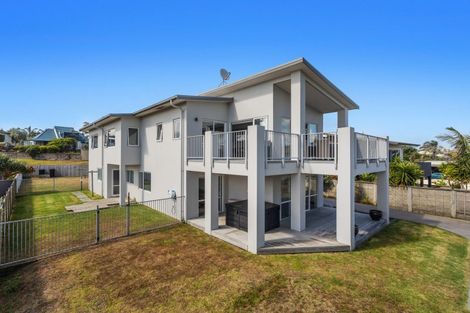 Photo of property in 24 Ocean View Road, Coastlands, Whakatane, 3120