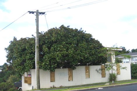 Photo of property in 1/43 Coronation Road, Hillcrest, Auckland, 0627