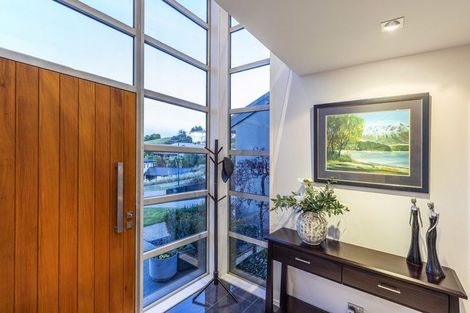 Photo of property in 20 Rushden Rise, Westmorland, Christchurch, 8025