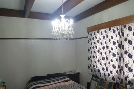 Photo of property in 17 Rhodes Street, Waimate, 7924