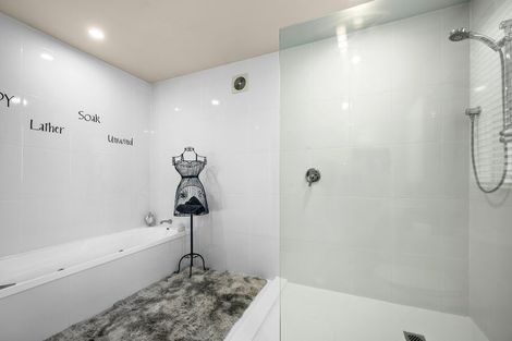 Photo of property in 67 Kittiwake Drive, Schnapper Rock, Auckland, 0632