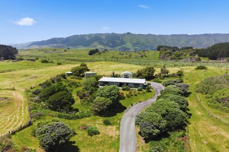 Photo of property in 171 Paetawa Road, Peka Peka, Waikanae, 5391