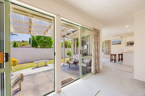 Photo of property in 46 Balmoral Street, Taradale, Napier, 4112