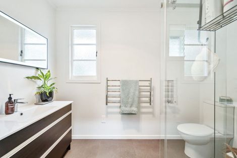 Photo of property in 10 Puriri Street, Te Kamo, Whangarei, 0112