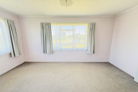 Photo of property in 1 Kapiti Terrace, Castlecliff, Whanganui, 4501