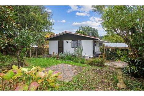 Photo of property in 2/86 Lynn Road, Bayview, Auckland, 0629