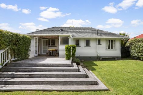 Photo of property in 67 Smythe Road, Henderson, Auckland, 0612