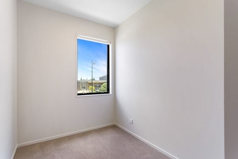 Photo of property in 1 Kohepiro Lane, Rosehill, Papakura, 2113