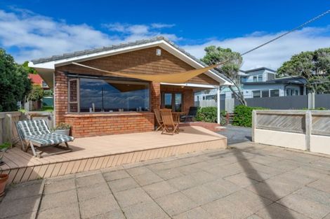 Photo of property in 56 The Parade, Paekakariki, 5034