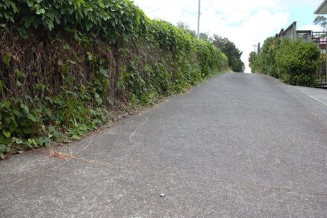 Photo of property in 27a Tirimoana Road, Te Atatu South, Auckland, 0602