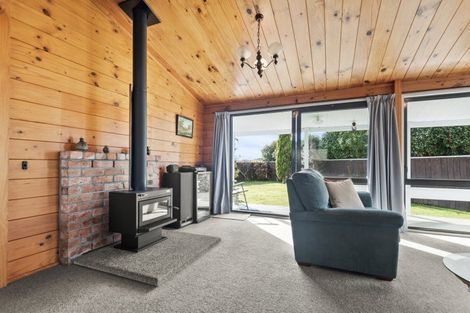 Photo of property in 15 Dunsinane Place, Marton, 4710