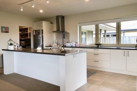 Photo of property in 11 Pakura Street, Pegasus, 7612