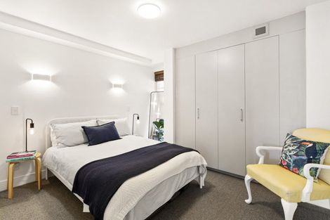 Photo of property in The Capital, 18/370 Oriental Parade, Oriental Bay, Wellington, 6011