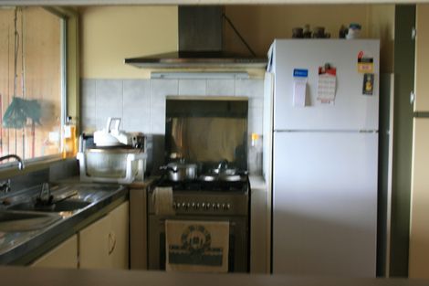 Photo of property in 236 Kiwitahi Road, Helensville, 0875