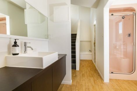 Photo of property in 39 Waitea Road, Muriwai, 0881