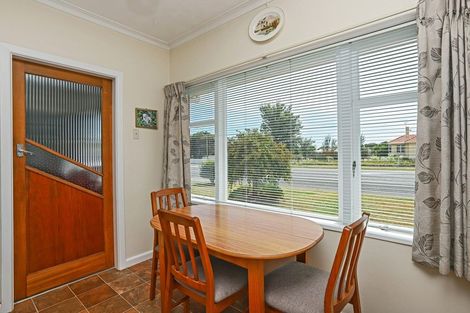 Photo of property in 10 Mill Road, Clive, 4102