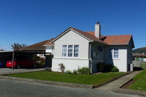 Photo of property in 1 Edinburgh Street, Waimate, 7924