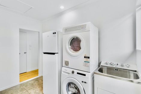 Photo of property in 2/82a Coronation Road, Hillcrest, Auckland, 0627