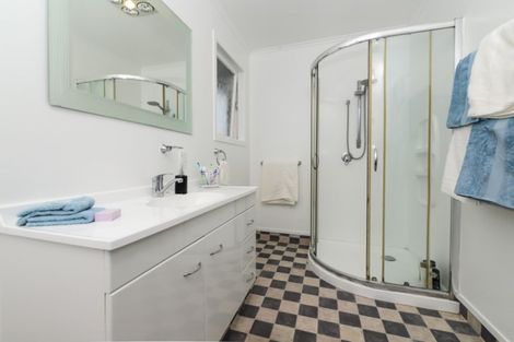 Photo of property in 79 Tuhikaramea Road, Dinsdale, Hamilton, 3204