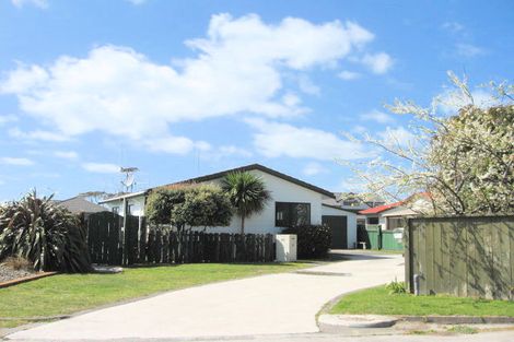 Photo of property in 2/47 Hartford Avenue, Papamoa Beach, Papamoa, 3118